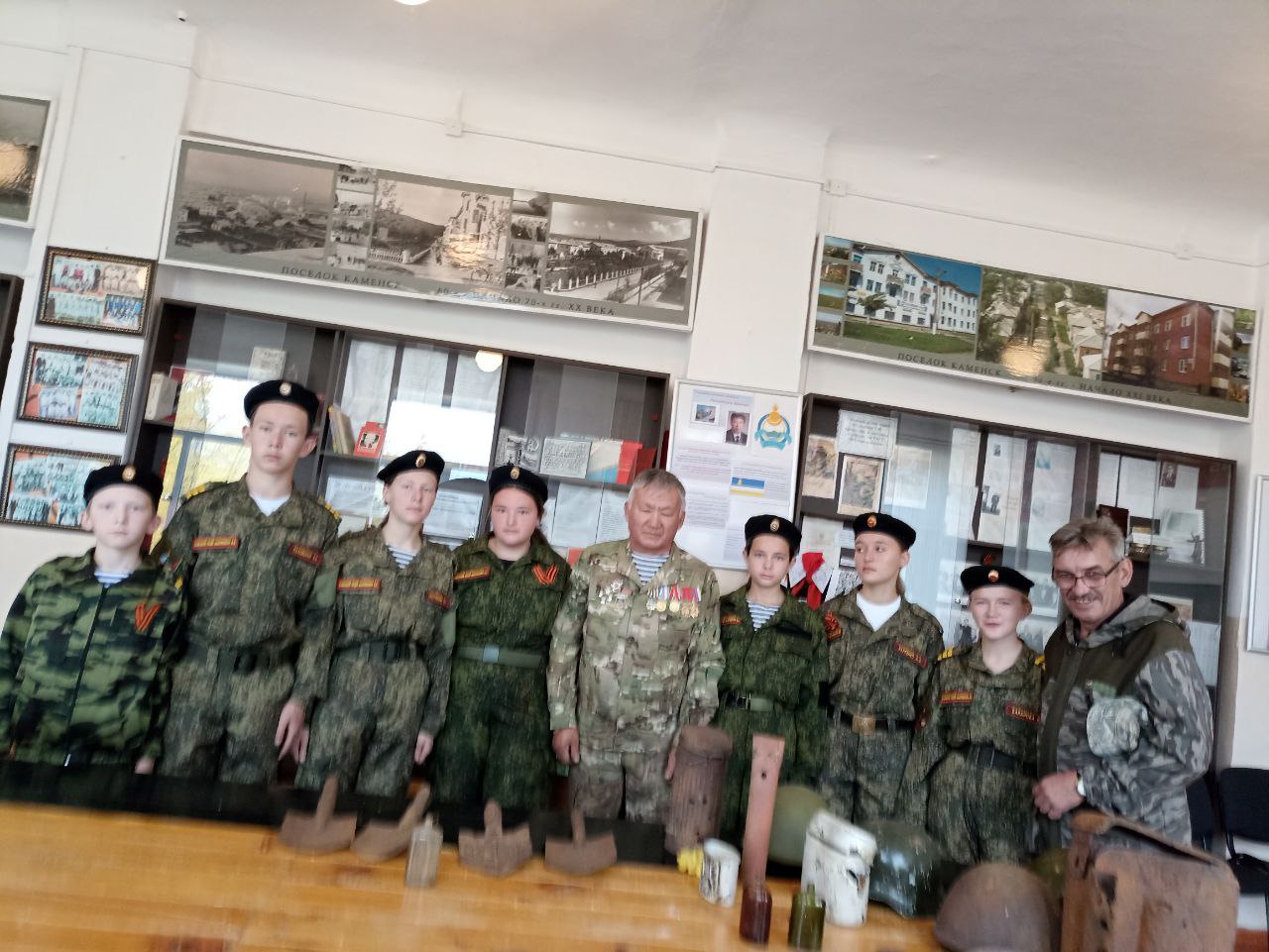 На встрече с Б.Б.-Д. Цырендоржиевым